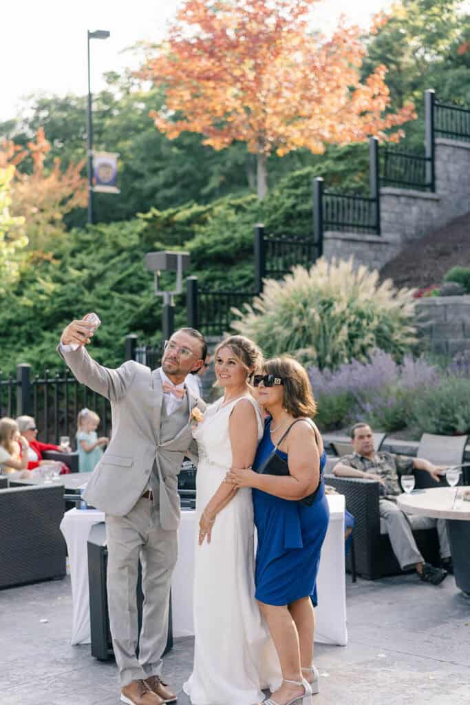 Massanutten-Resort-Wedding-Cocktail-on-Veranda