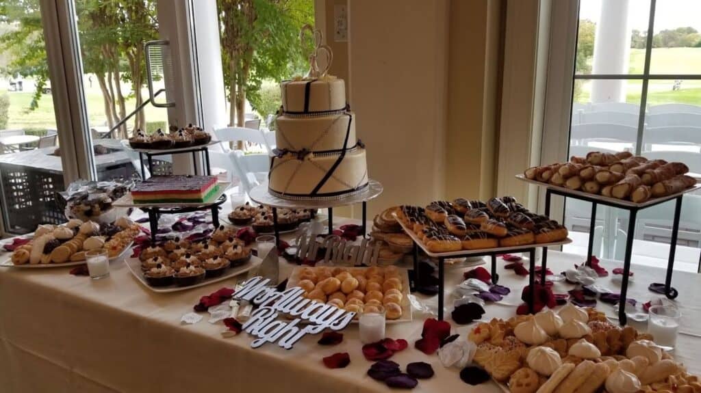 Cakes-by-Happy-Eatery